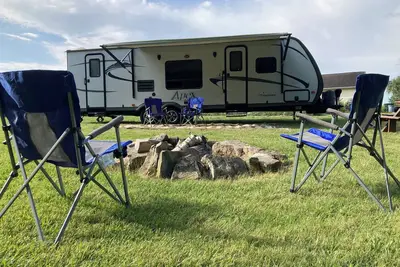 Image de Camper in a private spot less than ten minutes from Beaver Stadium and Psu!