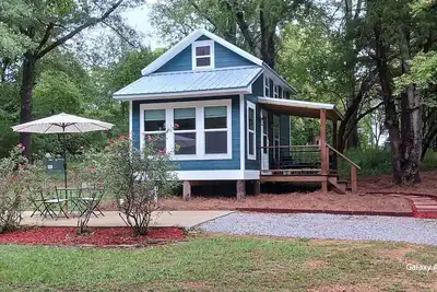 Image de Lil' Retreat on Poorhouse