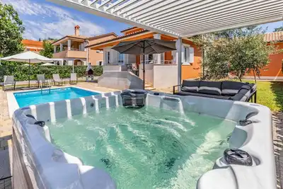Villa Lotus 13f with private pool and jacuzzi.