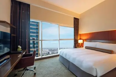 Image de 3 Bedroom Apartment Near Al Wahda Mall