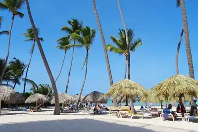 Image de Up to 7 Guest - Beachfront property, Maid, Wi-Fi, Pick-Up