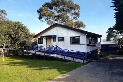 Image de Pet friendly BeachShack w/ Ocean View and Access