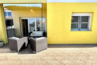 Image de Appartement de vacances Jadranovo pour 1 - 5 personnes avec 2 chambres à coucher - Appartement de va