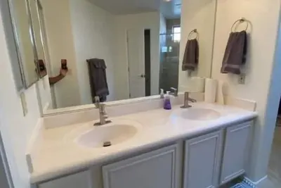 Image de Newly remodeled 3br/2ba+Office, Gated Home, Pools