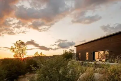Image de Casa Roca: Modern Cabin in 17 Acres Near Yosemite