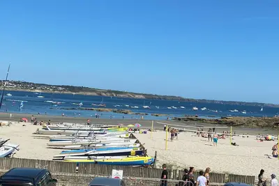 Image de Studio Vue Mer! les pieds dans l'eau