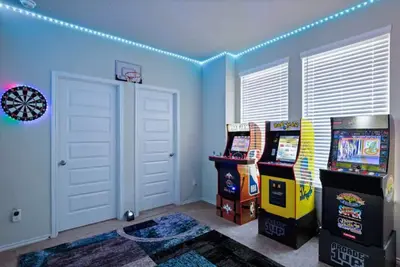 Image de LuxuryLivingMinutesToKalahari/DellDiamond GameRoom