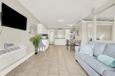Image de Luxe Guest Suite Near The Emerald Coast of Pcb