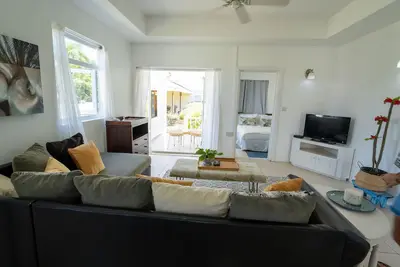 Image de Beach Bliss! Pool, Beach, Quiet, with Laundry