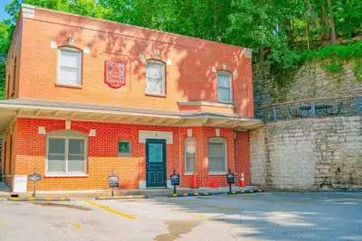 Image de Downtown Villa 2 at Sweet Spring Wifi Free Parking