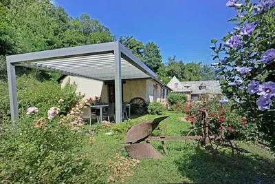 Image de Maison de vacances 'Domaine De Jouani - Pergola' avec piscine partagée, terrasse privée et Wi-Fi