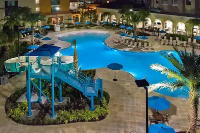 Image de Your Winter Garden Oasis! Swimming Pool, Full KItchen, Pets Allowed!