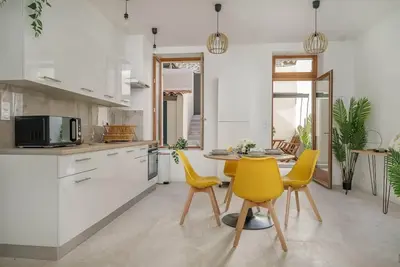 Image de Sublime appartement avec Terrasse & Climatisation