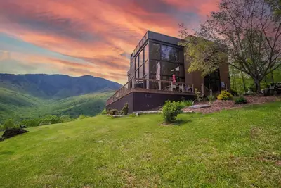 Image de The Redstone Estate - Luxury Mountain Venue for Weddings/Events/Large groups