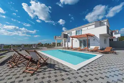 Image de Vile Dalmacija 365 Vila 2 -pet friendly villa, private pool, smokers allowed
