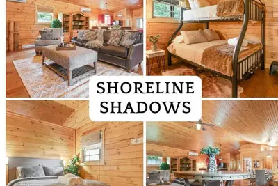 Image de Shoreline Shadows Log Cabin with New Hot Tub!