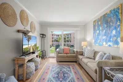 Image de First Floor Condo with Balcony, Resort Pool- Beach Access