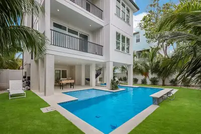 Image de Beautiful brand new home - Into the Sunset