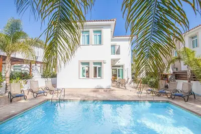 Image de Villa Armostia - Trois Chambres Villa, Couchages 6