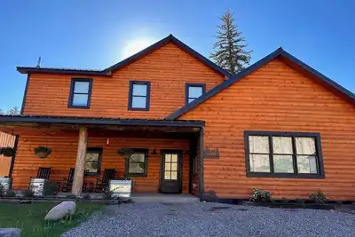 Image de The perfect cozy riverside getaway close to Wolf Creek Ski Area & pet friendly