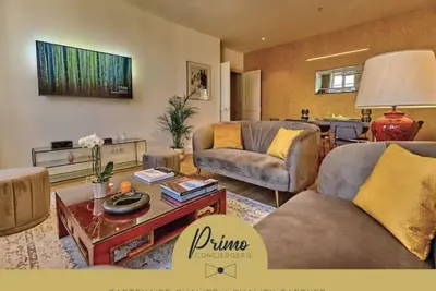 Image de 4-star luxurious apartment with private parking in Nevers