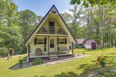 Image de Dog-Friendly Home Rental ~ 5 Mi to Cave Run Lake!