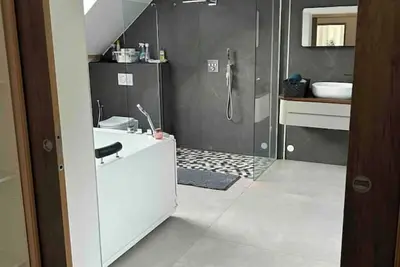 Image de Maison avec piscine indépendante