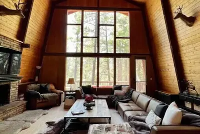 Image de Newly Remodeled Luxury Rimrock Cabin-A/C & Hot Tub<br>