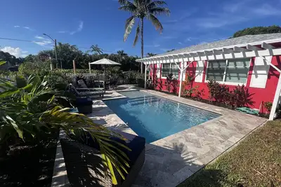 Image de Parrot cove comfort with heated pool!