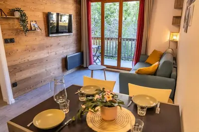 Image de Wohnung 2 Zimmer wunderschön renoviert