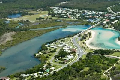 Image de Absolute Beachfront Panoramic Ocean View