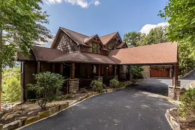 Image de Haven at Headwaters: Long-range Mountain Views, Pet Friendly, Gameroom