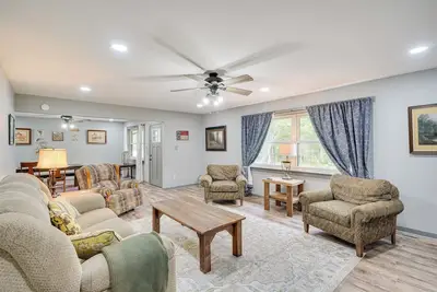 Image de Charming Creedmoor Retreat Near Falls Lake!