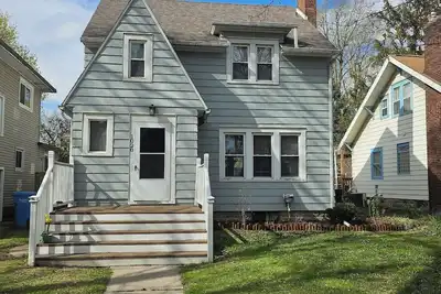 Image de Pet and family friendly-3 bedroom home-Msu Campus 10 min away!
