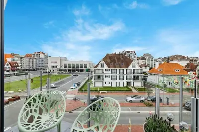 Image de Huswell - Spacious duplex apartment in the center of Knokke