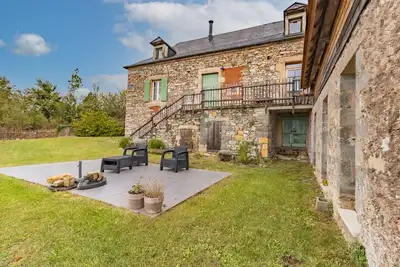 Image de Maison de vacances 'La Dordogne En Périgord' avec piscine privée, terrasse privée et Wi-Fi