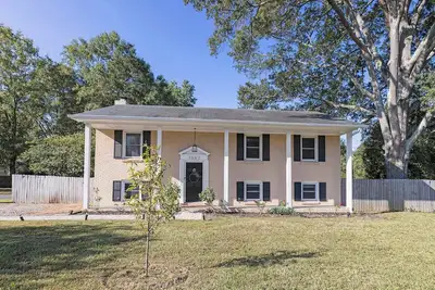 Image de Charming 4 Br in Great Location - SouthPark