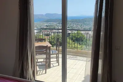 Cozy apartment with a magnificent sea view towards Saronikos Athens-Greece