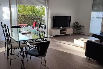 Image de Big Logement, Jo2024. Paris, métro, Stade de France, Parking free