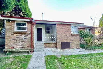 Image de Mount St. Raphael's - Affordable, Spacious 5 Bedroom 2 Bathroom Art Deco House