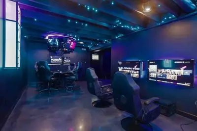 Image de Private Gamer Suite_ Great for Groups_NearAirport