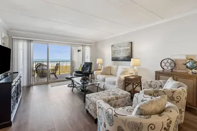 Image de Where Sea Meets Sky: Oceanfront Retreat