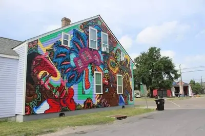Image de Sunny Freshly Renovated Art Pad- Great for Groups