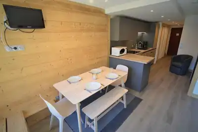 Image de Paradiski rénové proche pistes et commerces plan peisey