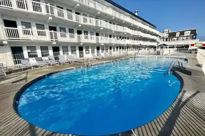 Image de Beachside Ocean View 1 Br Condo sleeps 4 ~Elevator~Heated Pool Sundeck Grills