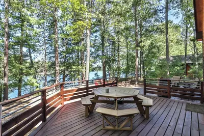 Image de Stepaway Vacation Rentals - Shimmering Waters