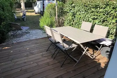 Image de Appartement en rez de jardin en bord de mer à Calvi