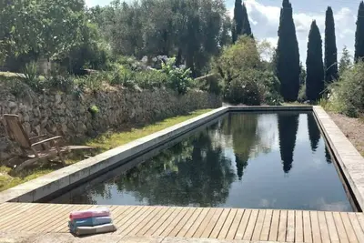 Image de Villa entière dans authentique oliveraie proche Valbonne village