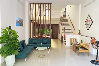 Image de SoTaBeach I 10 min from the Beach I 4 bedrooms and for groups of up to 12 people