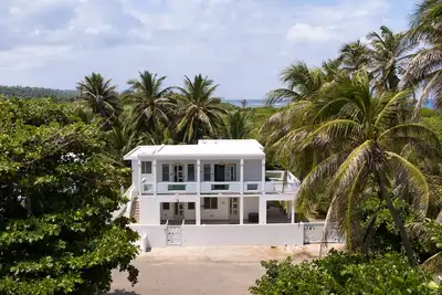 Image de Endless Summer Beach House - Beach Access Pool